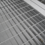 20ft x 8ft Open Mesh Floor Bunded Store